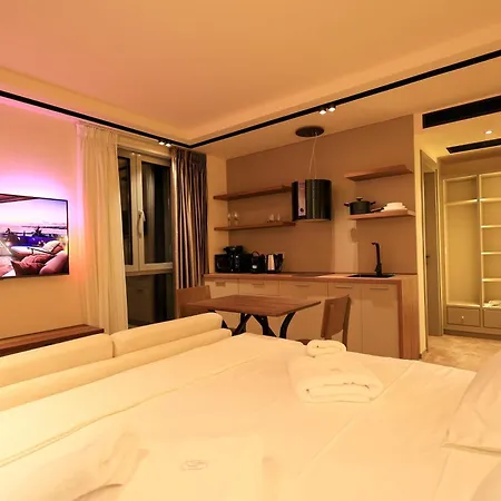 Deha & Hotel Tirana