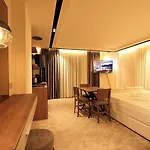 Deha & 4* Tirana
