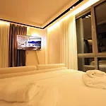 Deha & Apartahotel