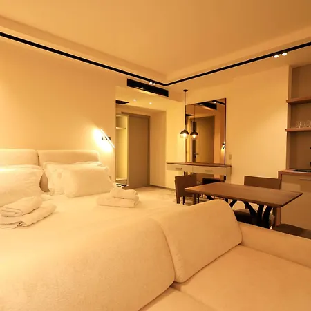 Deha & Aparthotel 4*