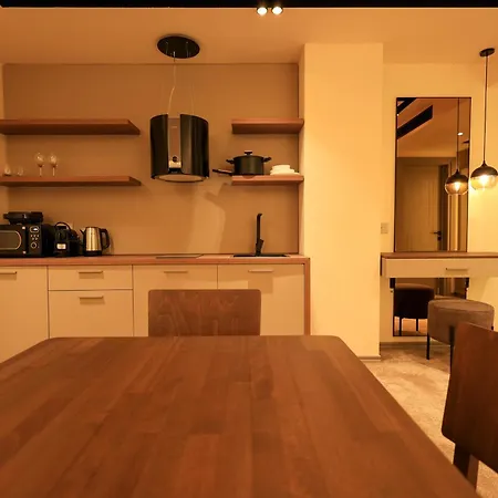 Deha & Aparthotel Tirana