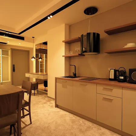 Deha & 4* Tirana