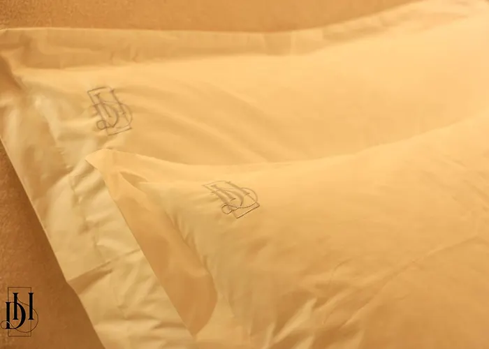 Deha & Apartmanhotel 4*