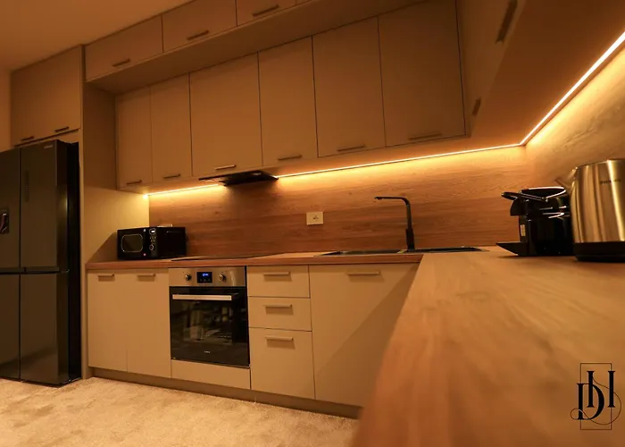 Deha & Apartmanhotel 4*