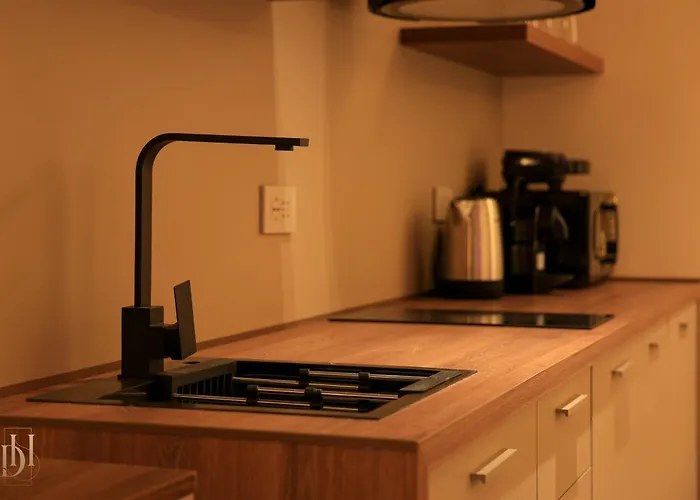 Apartmanhotel Deha & 4*